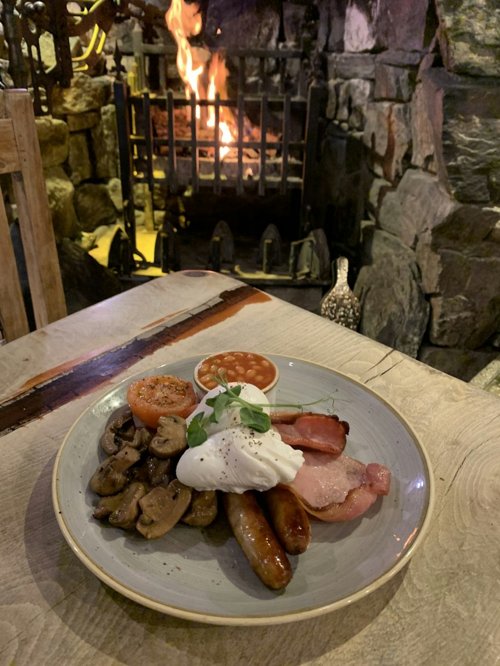 The Oak Tree Inn 25/27