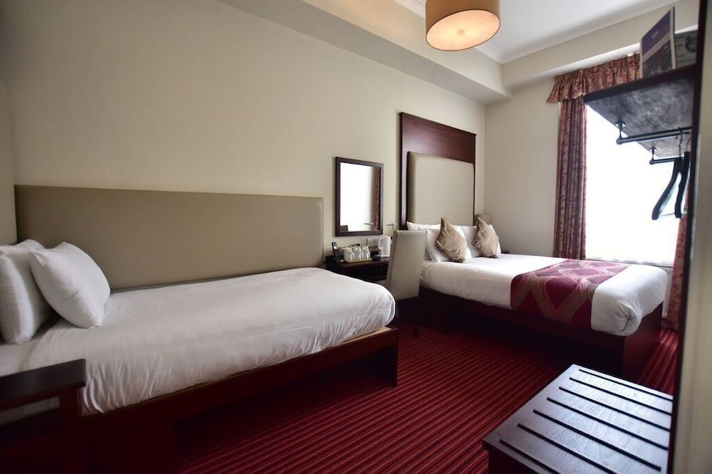 Reem Hotel 23/65