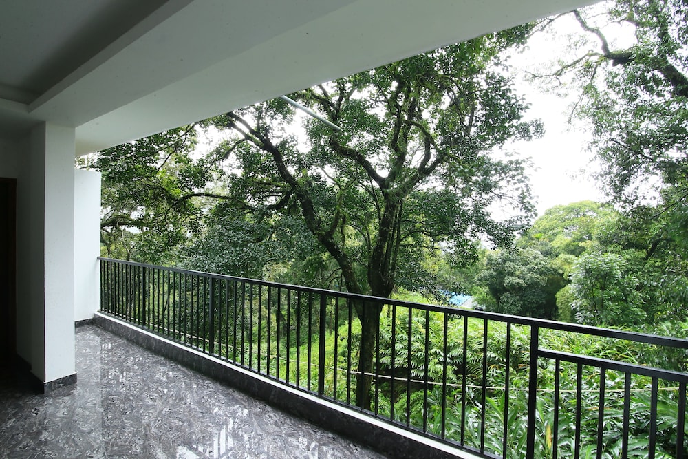 Spice Jungle Resort 12/58
