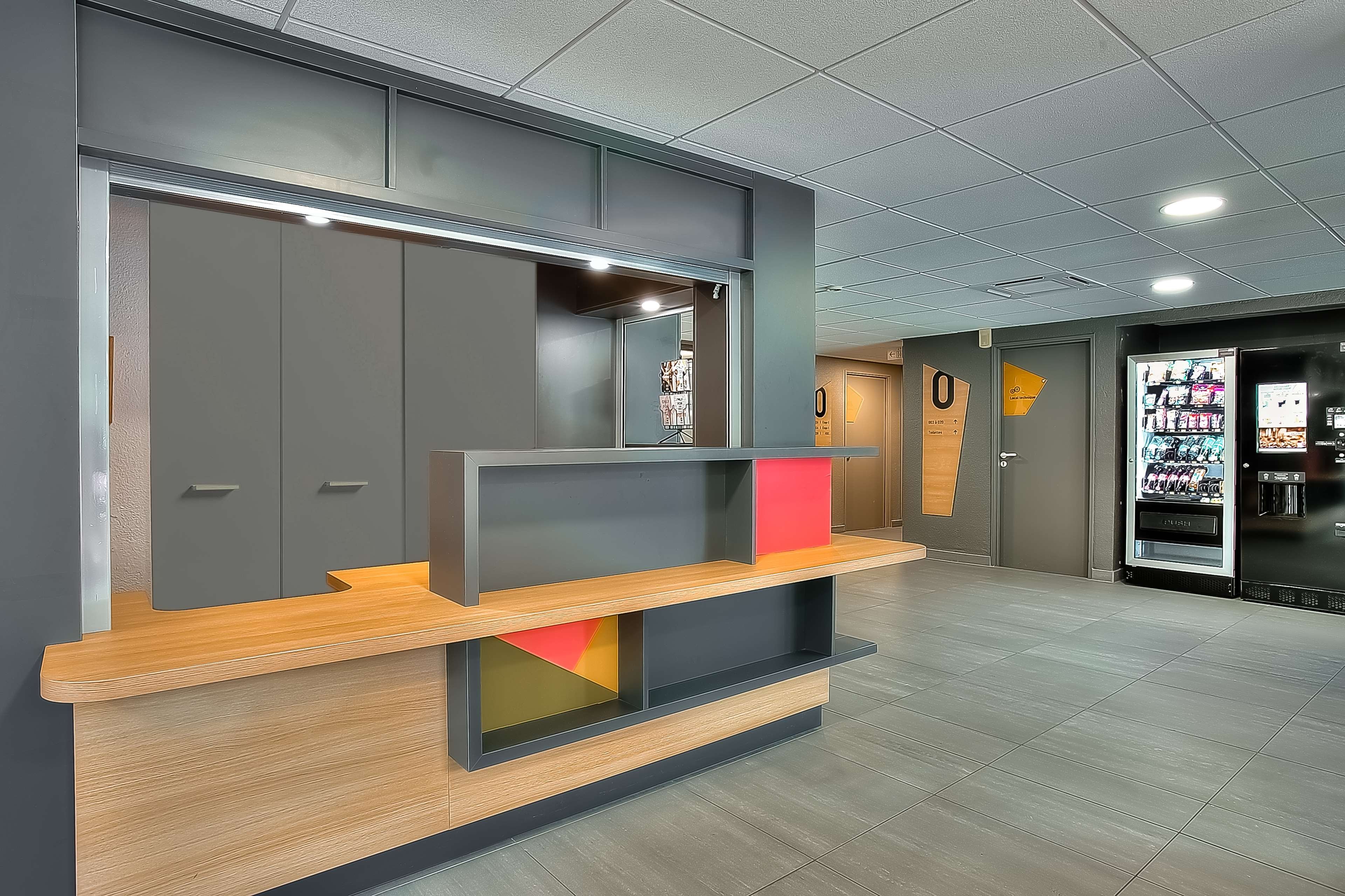 B&B Hotel Antibes Sophia Antipolis 12/38