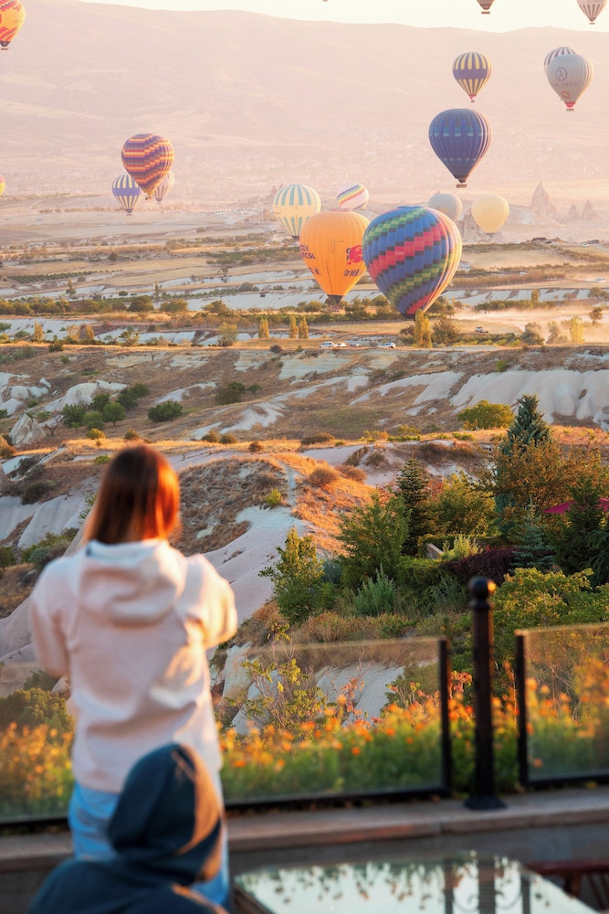 Selfie Cave Hotels Cappadocia 60/63