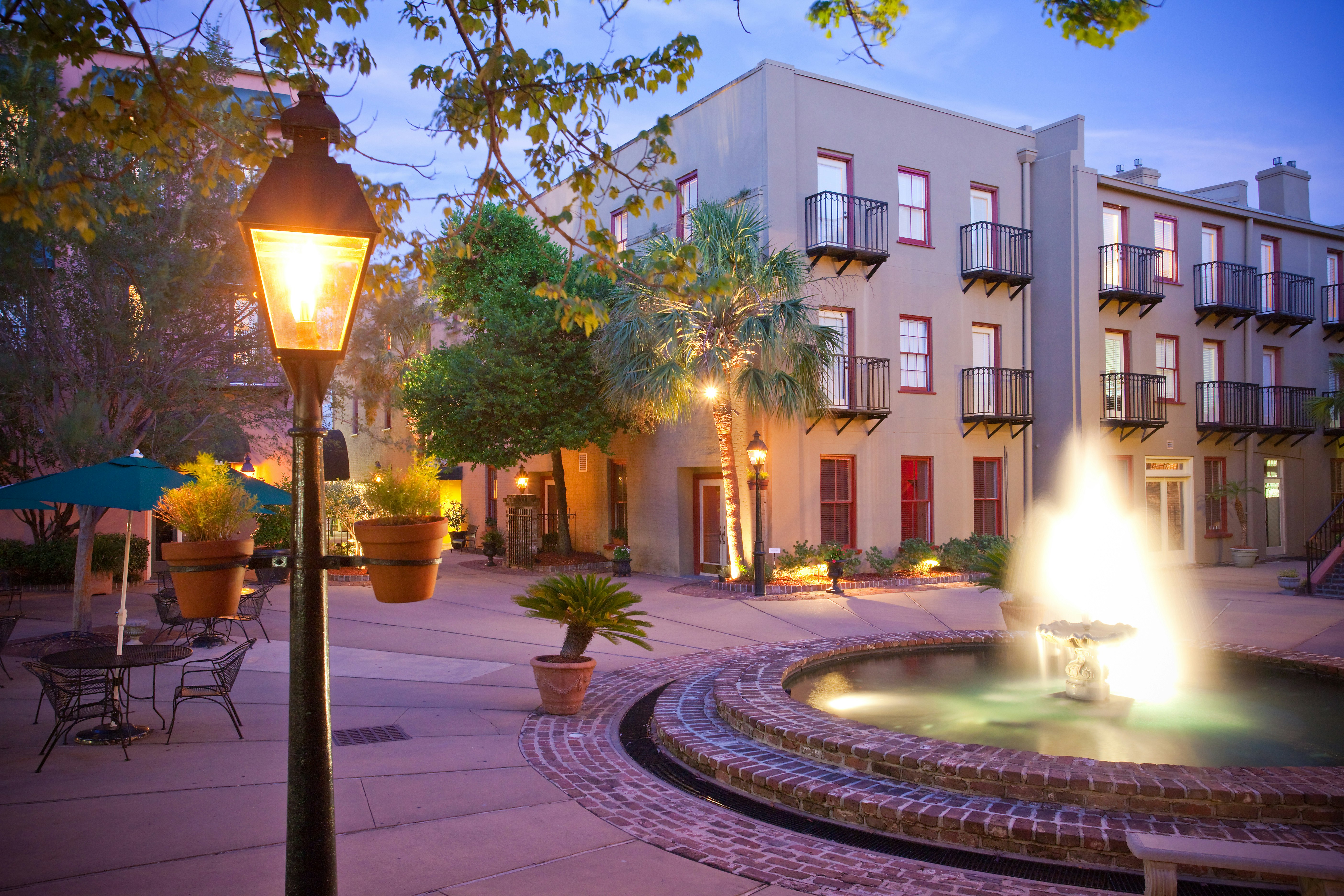 Hilton Vacation Club Lodge Alley Inn Charleston 30/32