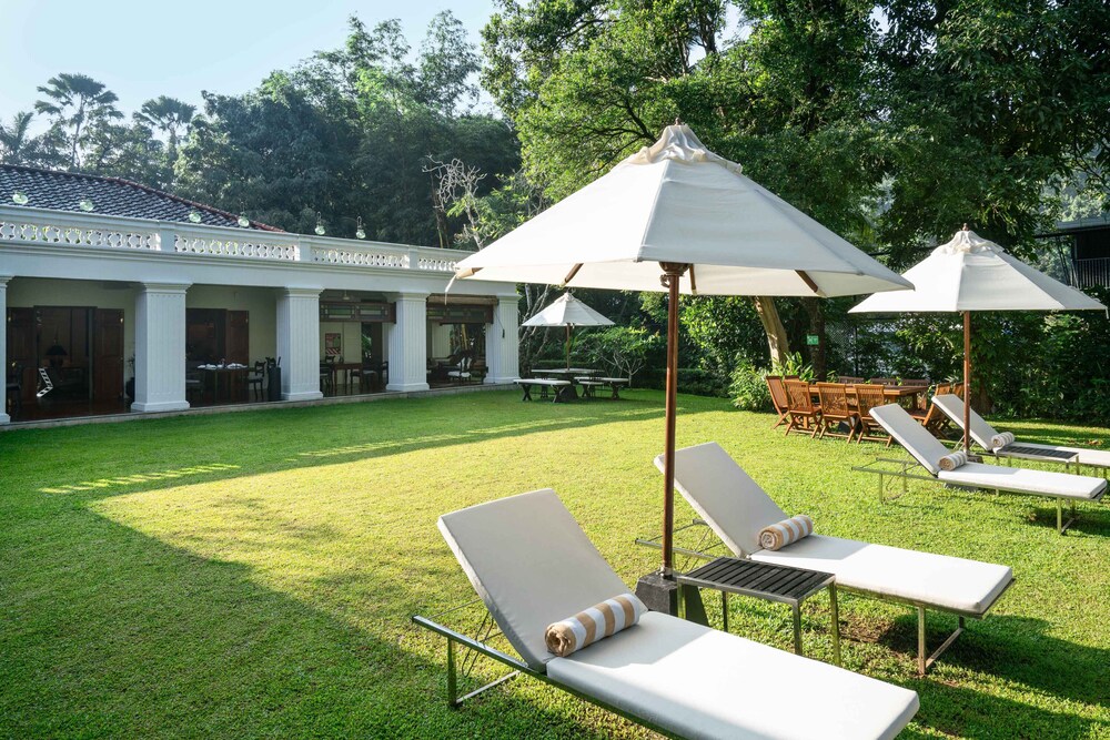 Taru Villas Kandy 35/50