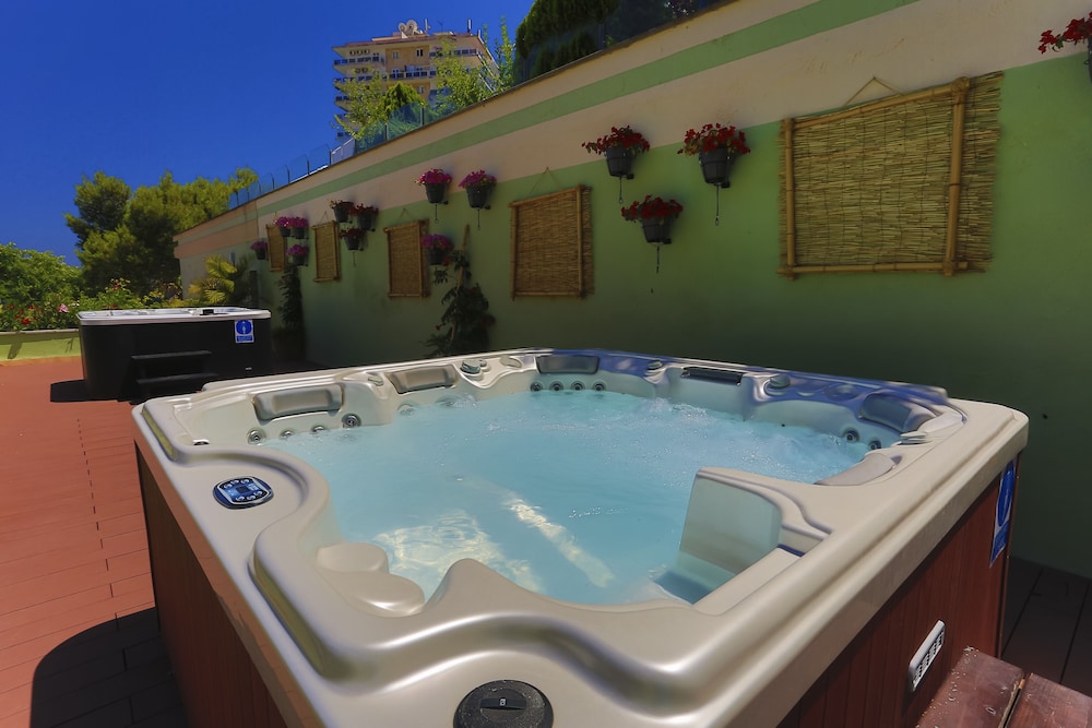 Agua Beach Hotel - Adults Only 3/66