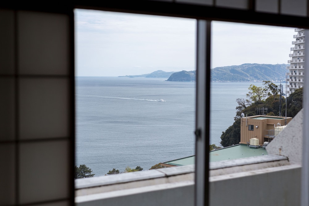 Breezbay Seaside Resort Atami 48/50