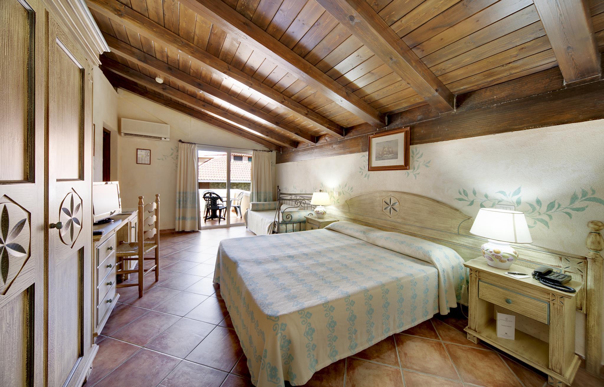 COLONNA BEACH RESIDENCE 9/24