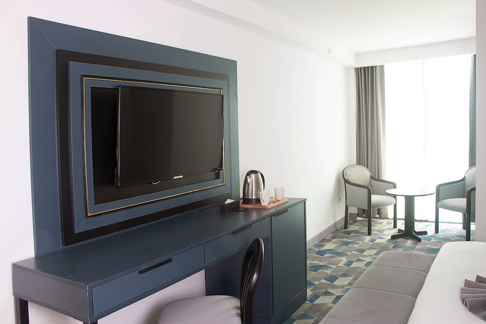 Shelter Inn Hotel & Spa 35/47
