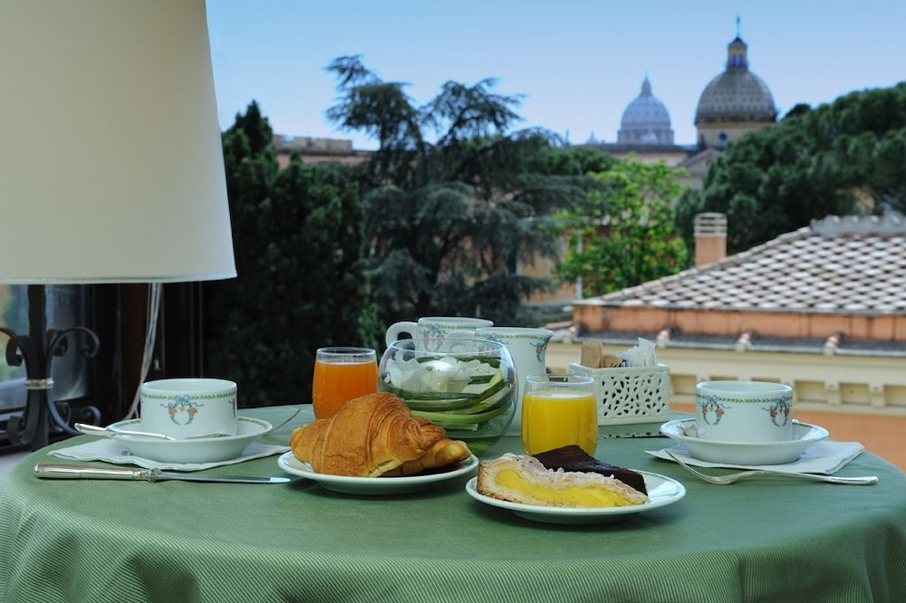 Hotel Farnese 54/69