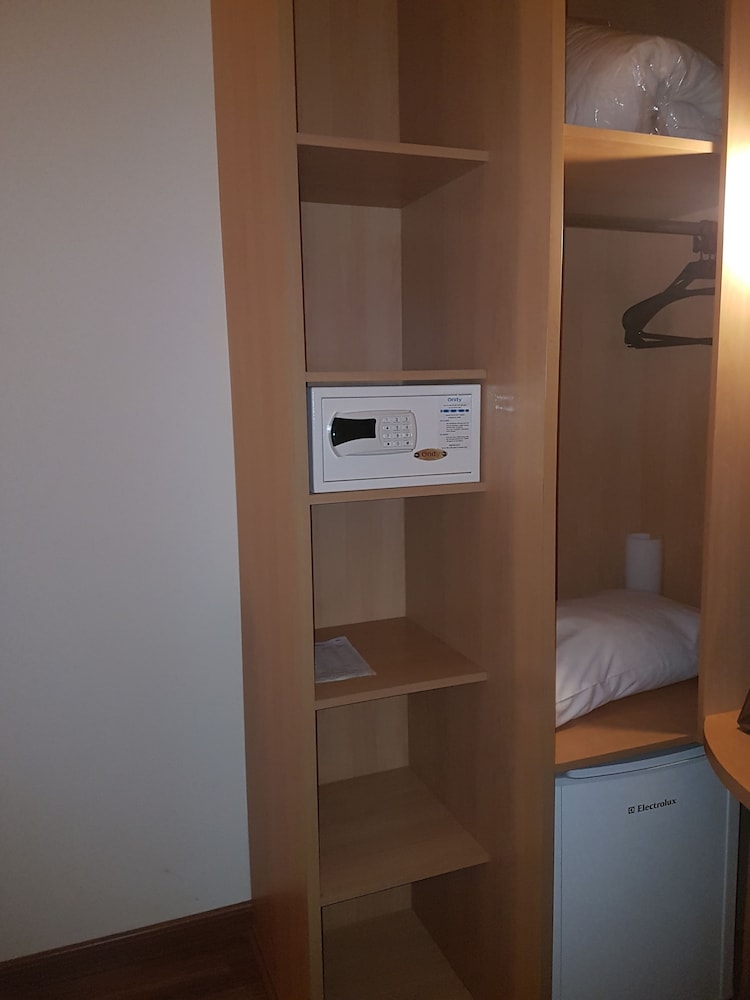 Ibis Sertaozinho 32/40