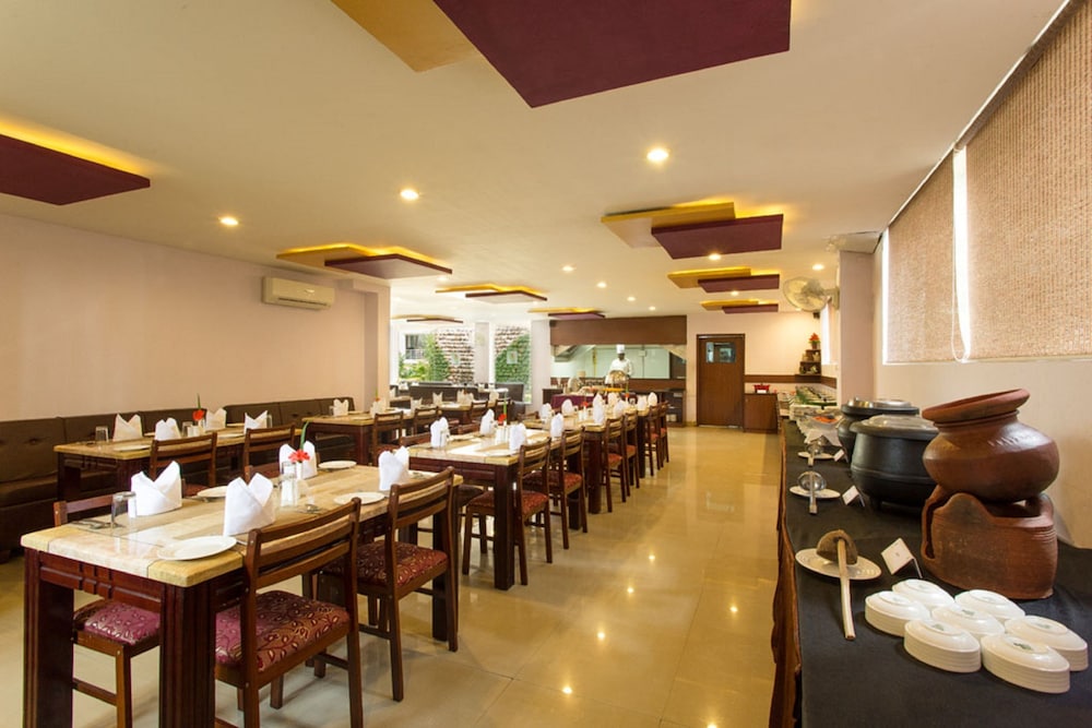 Sterling Yelagiri 49/63