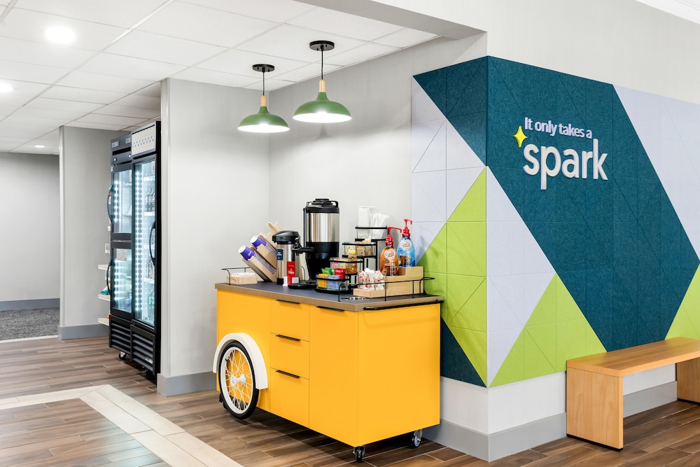 Spark by Hilton Akron Fairlawn 37/46