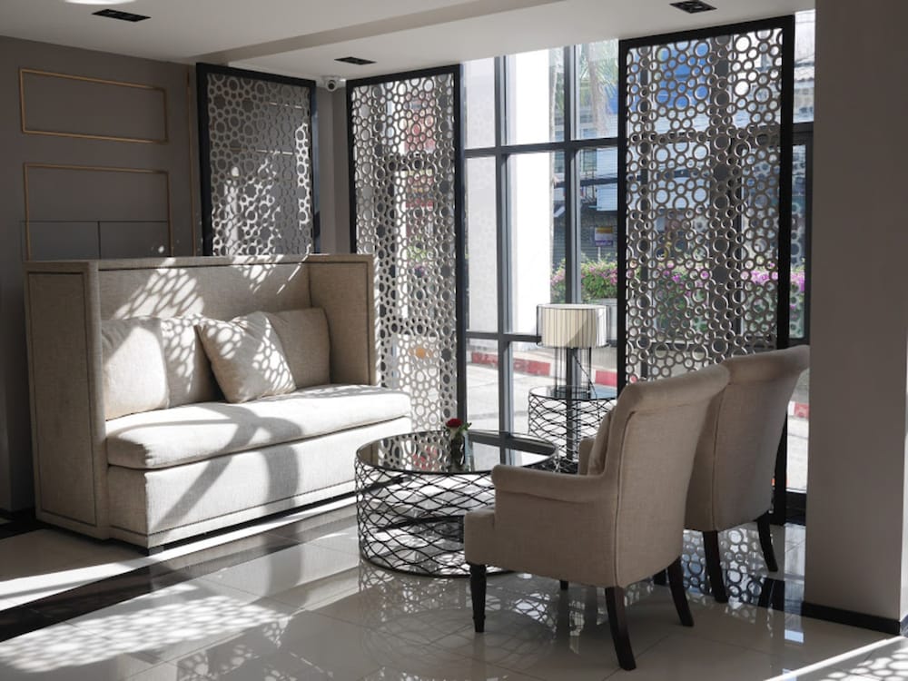Pearl Hotel Phuket 46/64