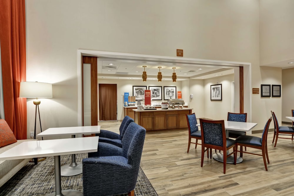 Hampton Inn Suites Tucson Marana Az 36/58