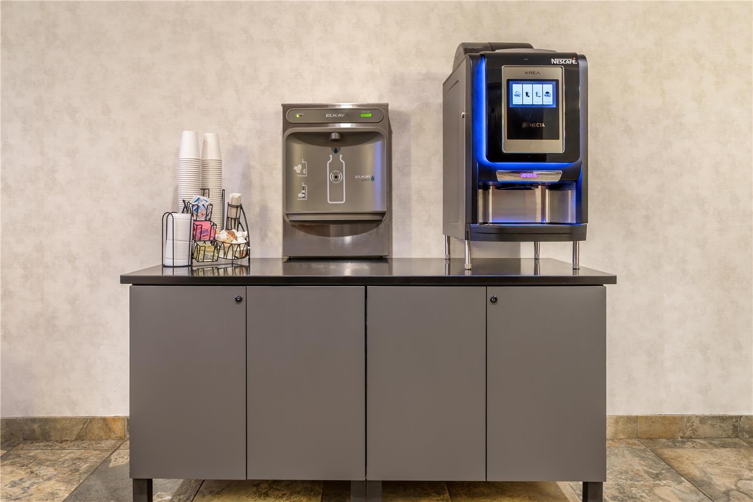 Best Western Plus Service Inn and Suites 6/56