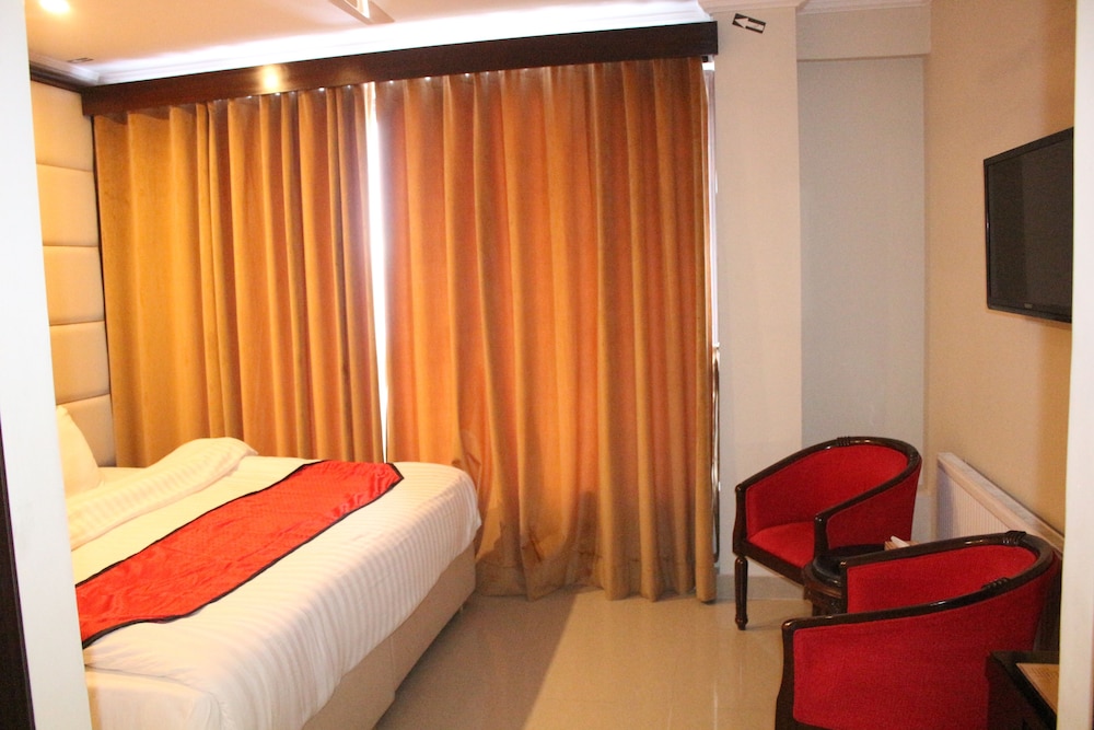 Shangrila Resort Hotel 11/50