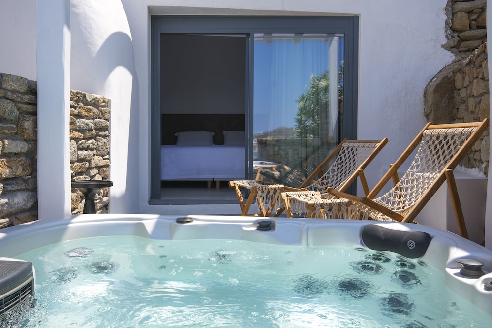 Mykonos Adonis Hotel 38/76