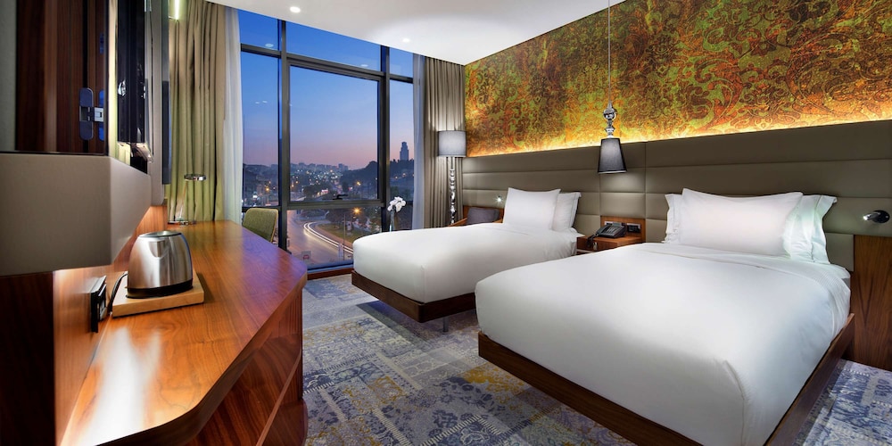 Doubletree By Hilton Istanbul Piyalepasa 19/82