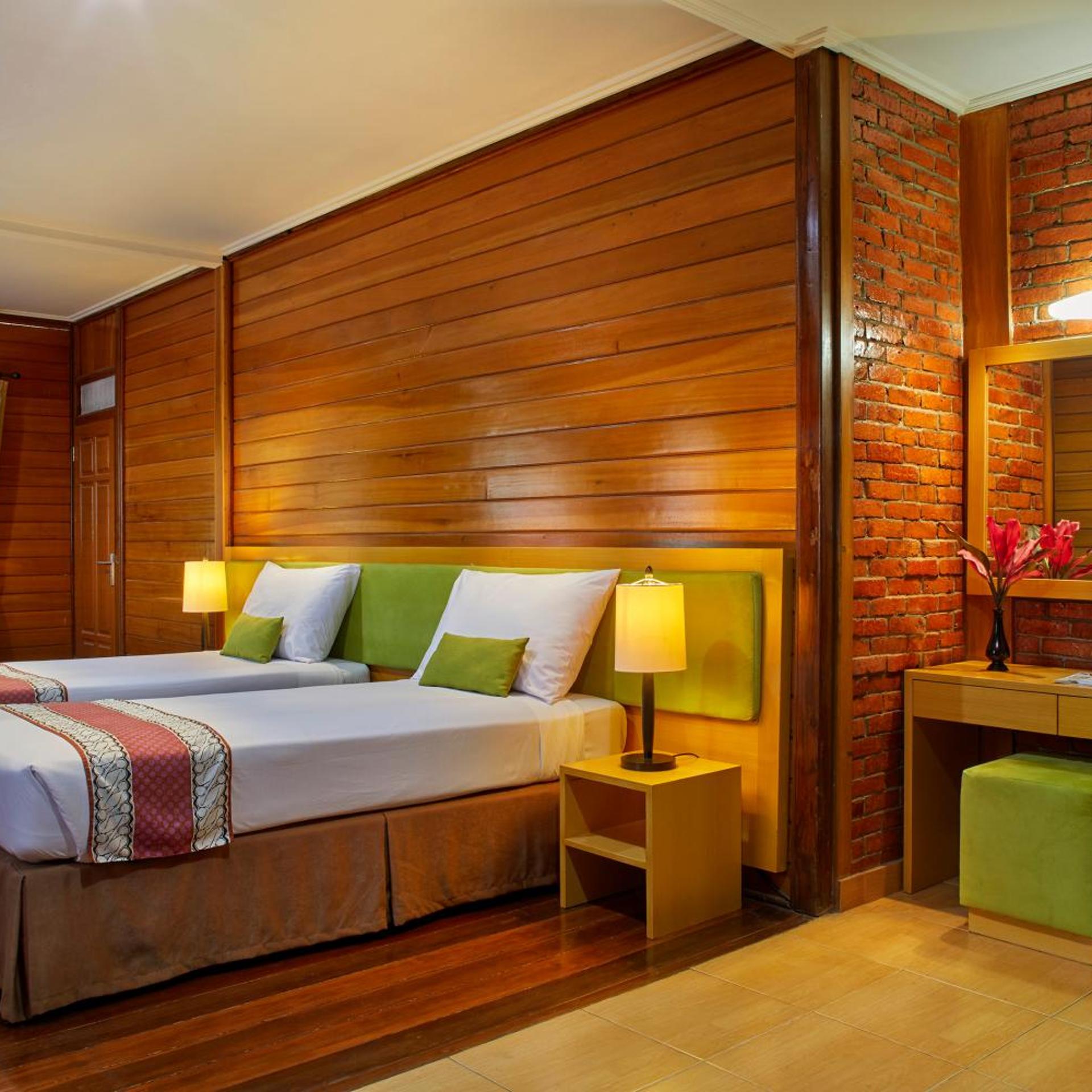 4 Bedrooms, Vip, Villa