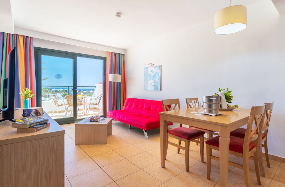 Bluebay Lanzarote 14/32