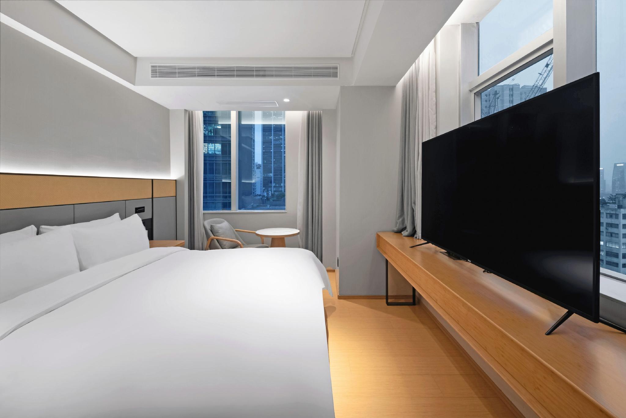 Ji Hotel (Chongqing Jiefangbei Pedestrian Street) 36/64