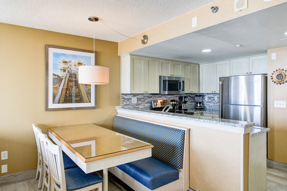 Boardwalk Resort And Villas 45/57