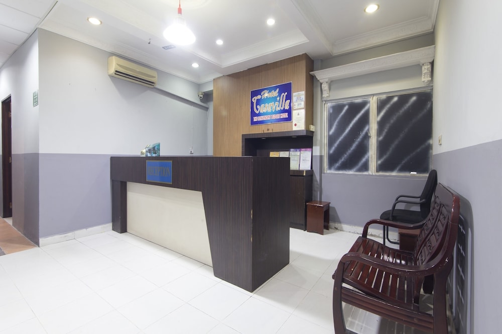 OYO 44100 Hotel Casavilla Petaling Jaya 6/28