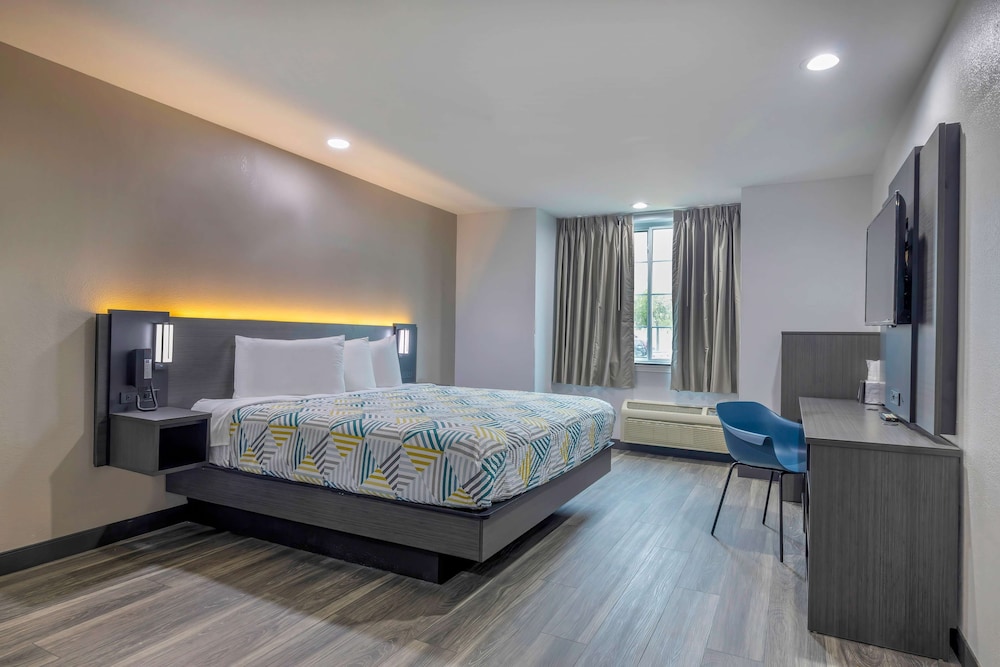 STANDARD, KING BED