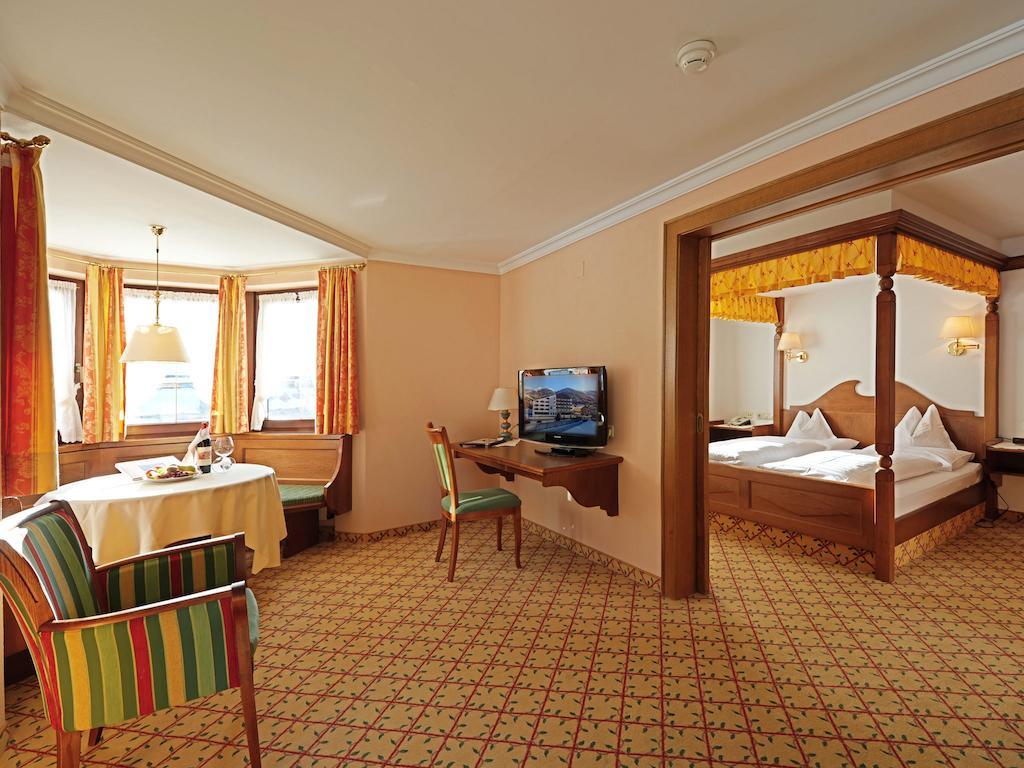 HOTEL ARLBERG 12/29