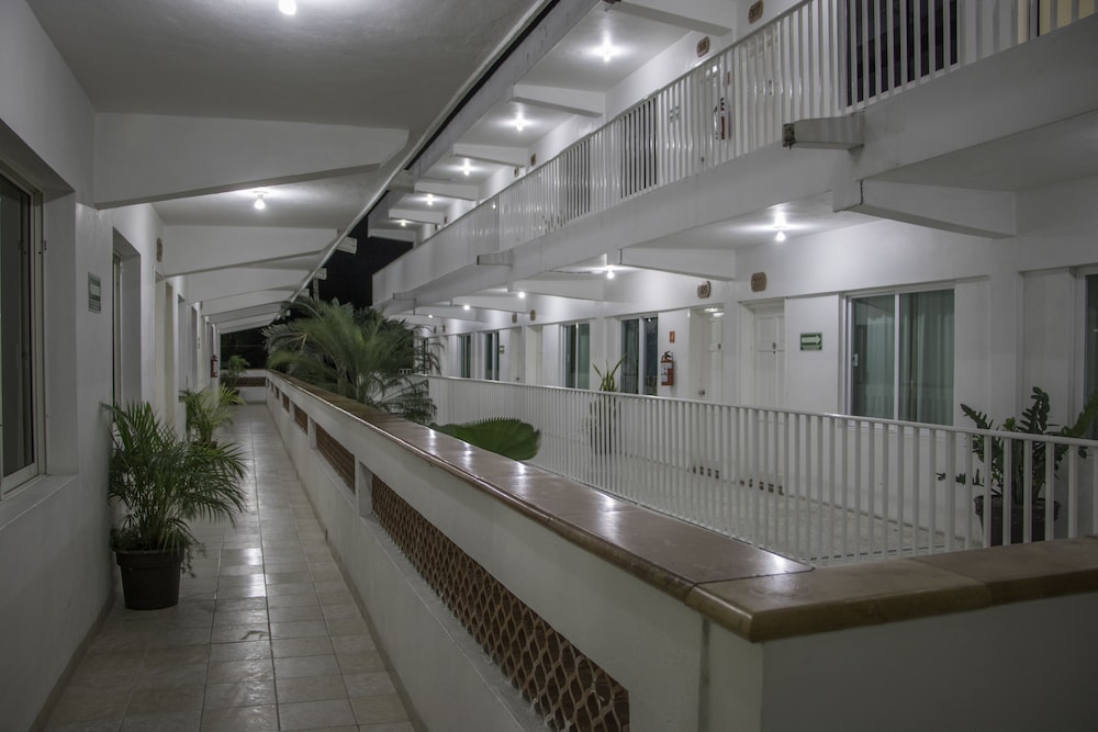 Hotel Casa Blanca 18/50