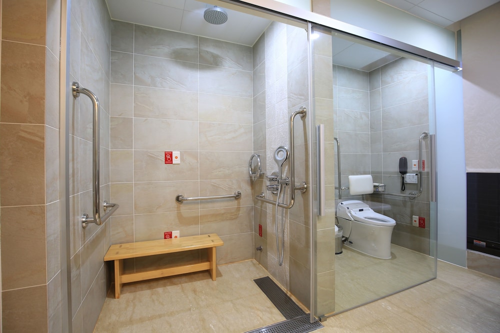 Dar Lon Hotel 43/50