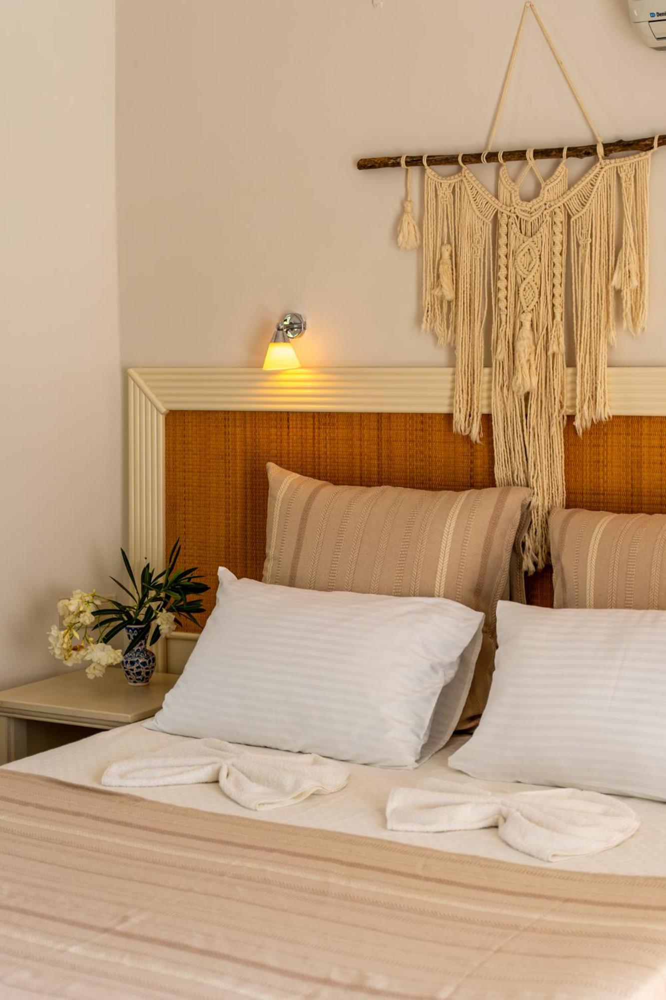 Chillos Beach Hotel & Lounge 13/43