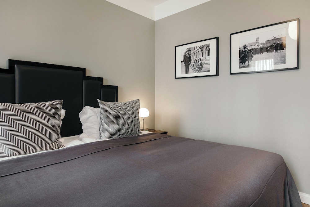 Business, Single, Queen Bed, Hotel Borg by Keahotels 6/10