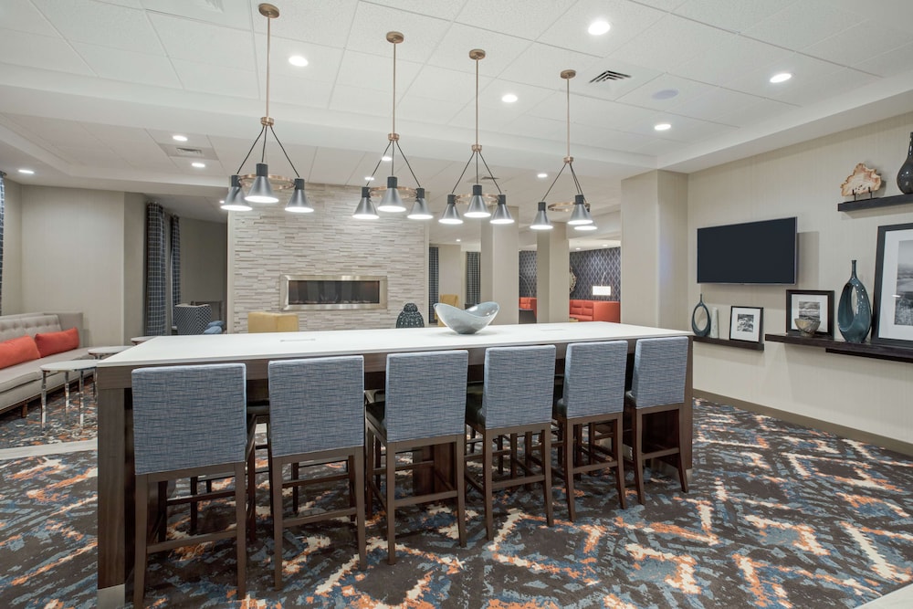 Hampton Inn & Suites Logan 13/48