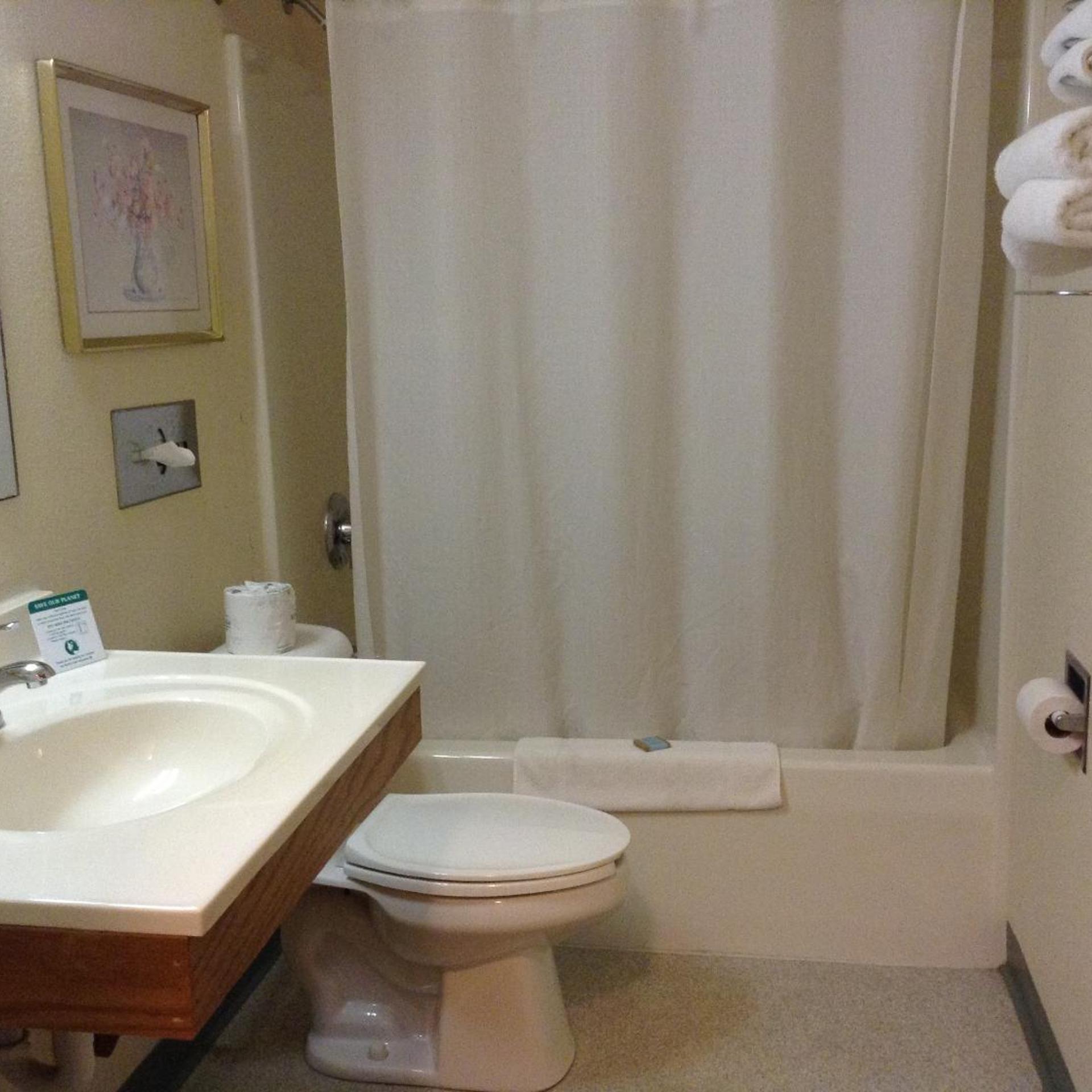 Travelodge by Wyndham Hudsonville 42/42