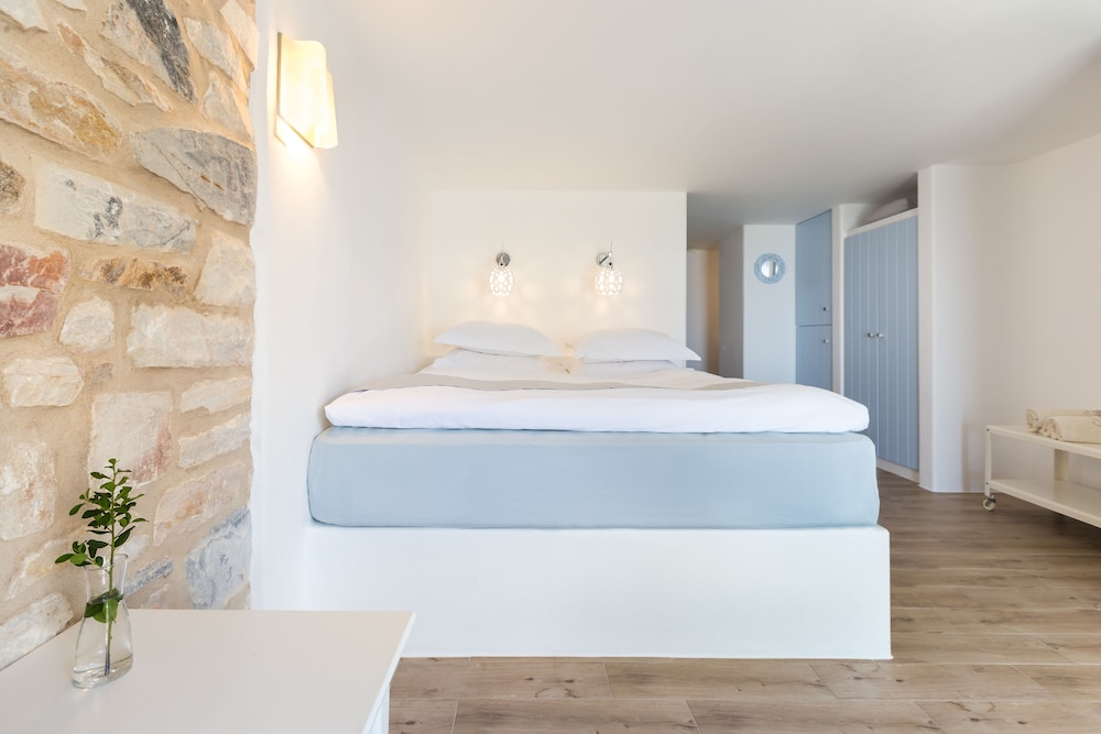 DELUXE, SUITE, QUEEN BED, SEA VIEW, PRIVATE POOL