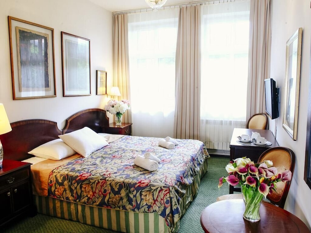 Aparthotel Miodosytnia 9/54