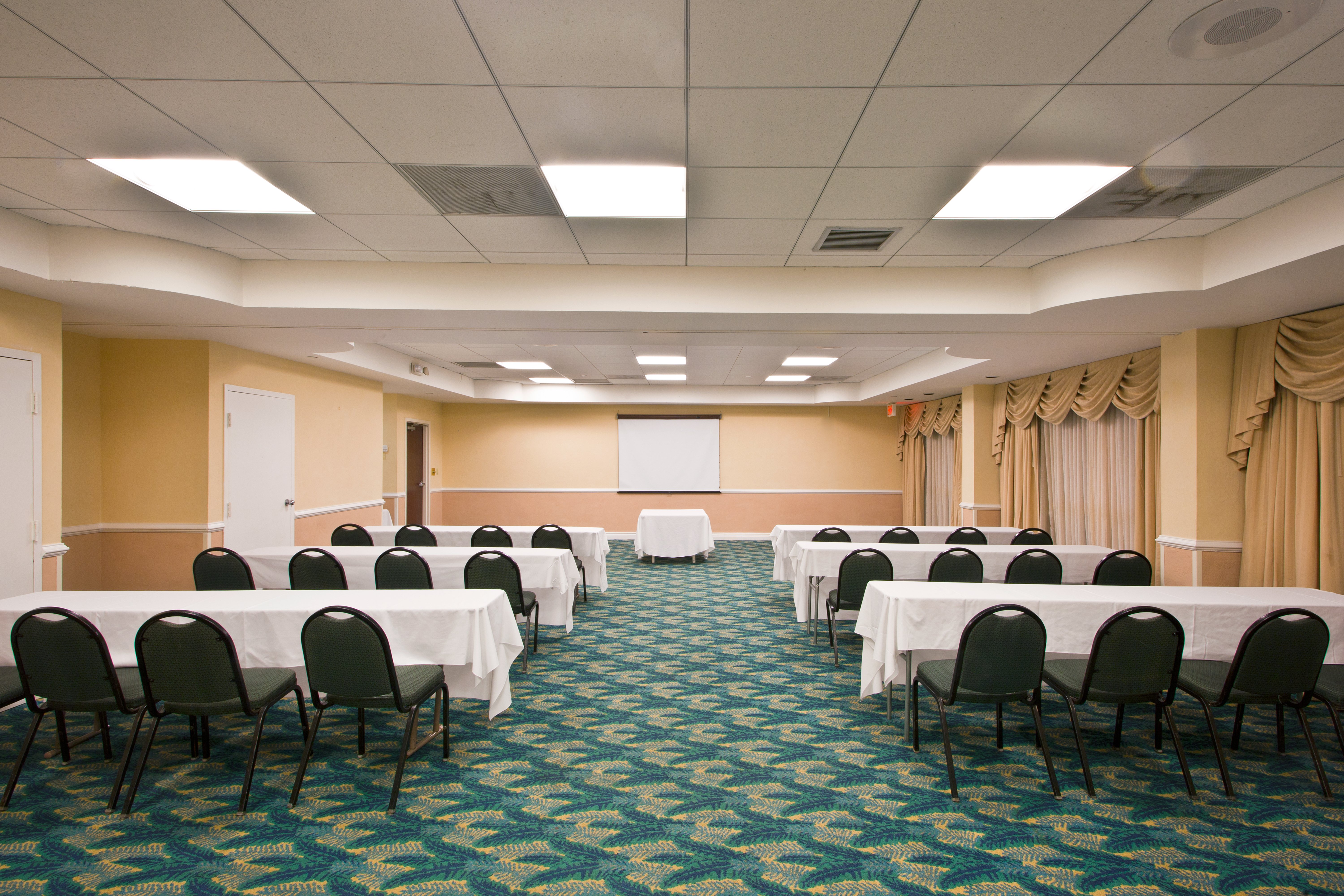 Holiday Inn Port St. Lucie 40/53