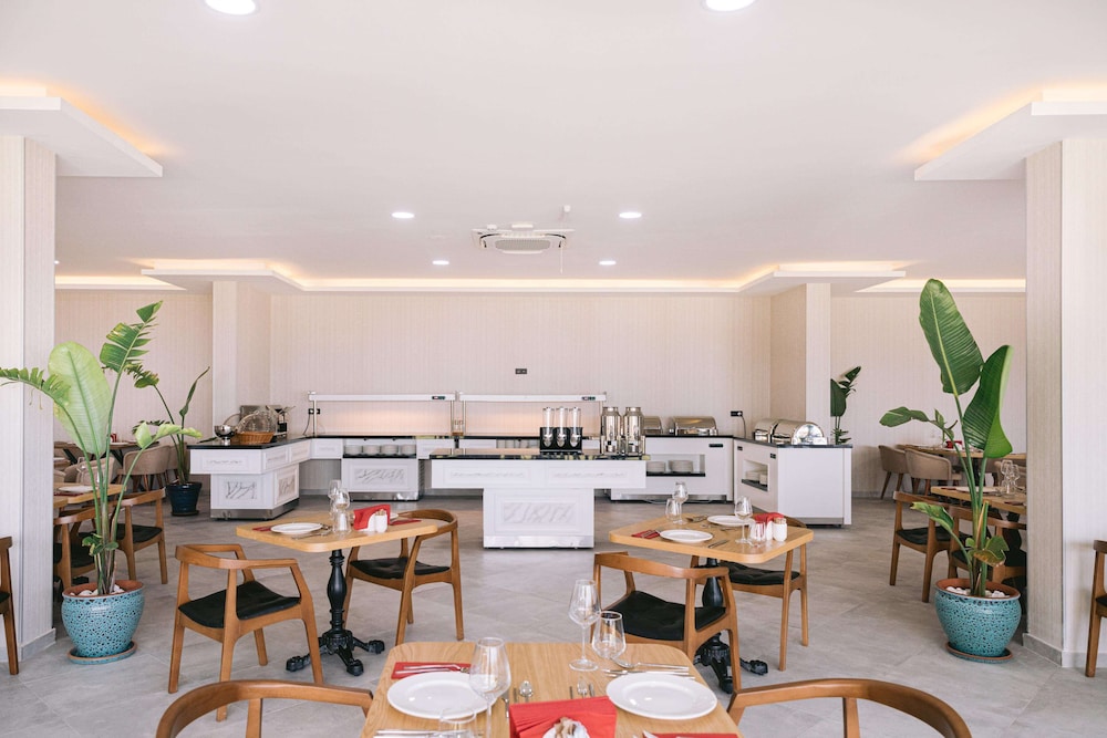 Ramada by Wyndham Cesme 49/67