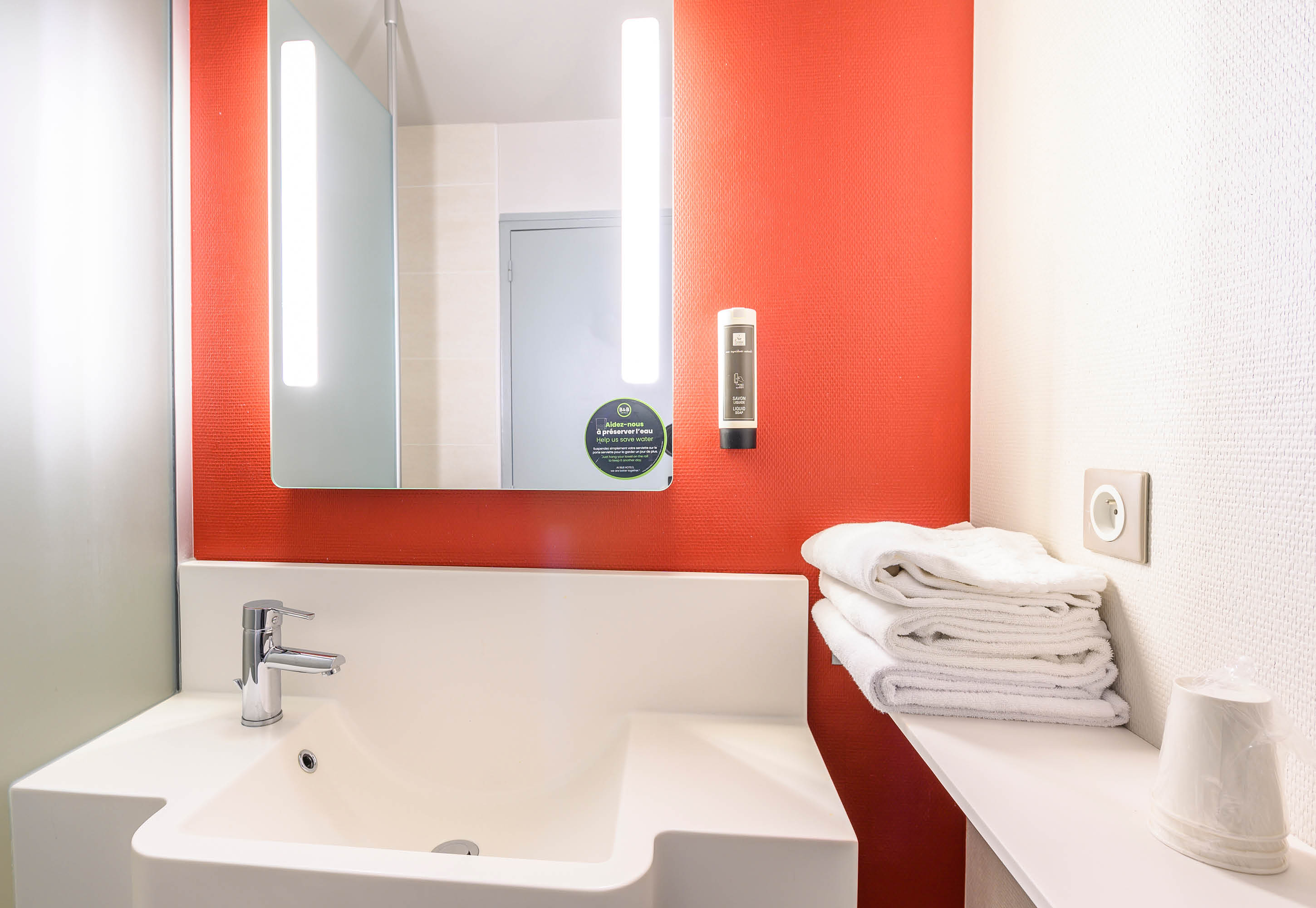 غرفة قياسية بسريرين منفصلين، B&B Hotel Orange 2/3