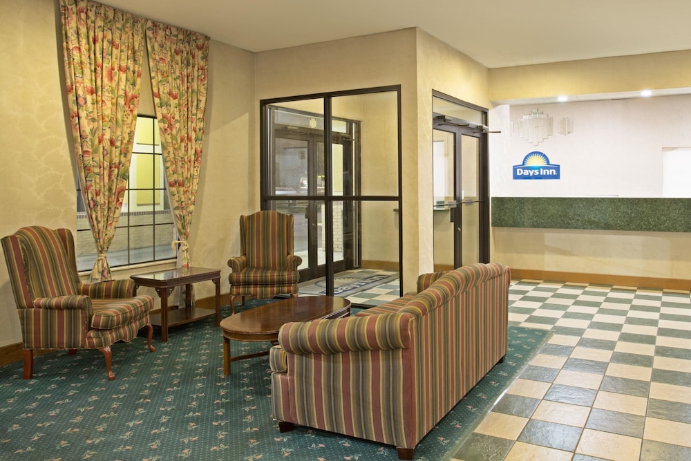 Days Inn by Wyndham Hammond 11/19
