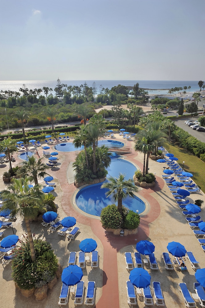 Nissiana Hotel 43/50