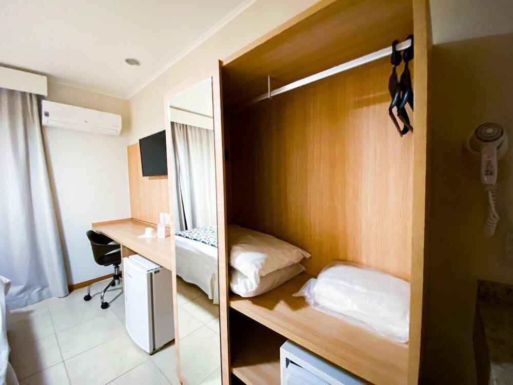 Hotel Rainha dos Apostolos 15/46