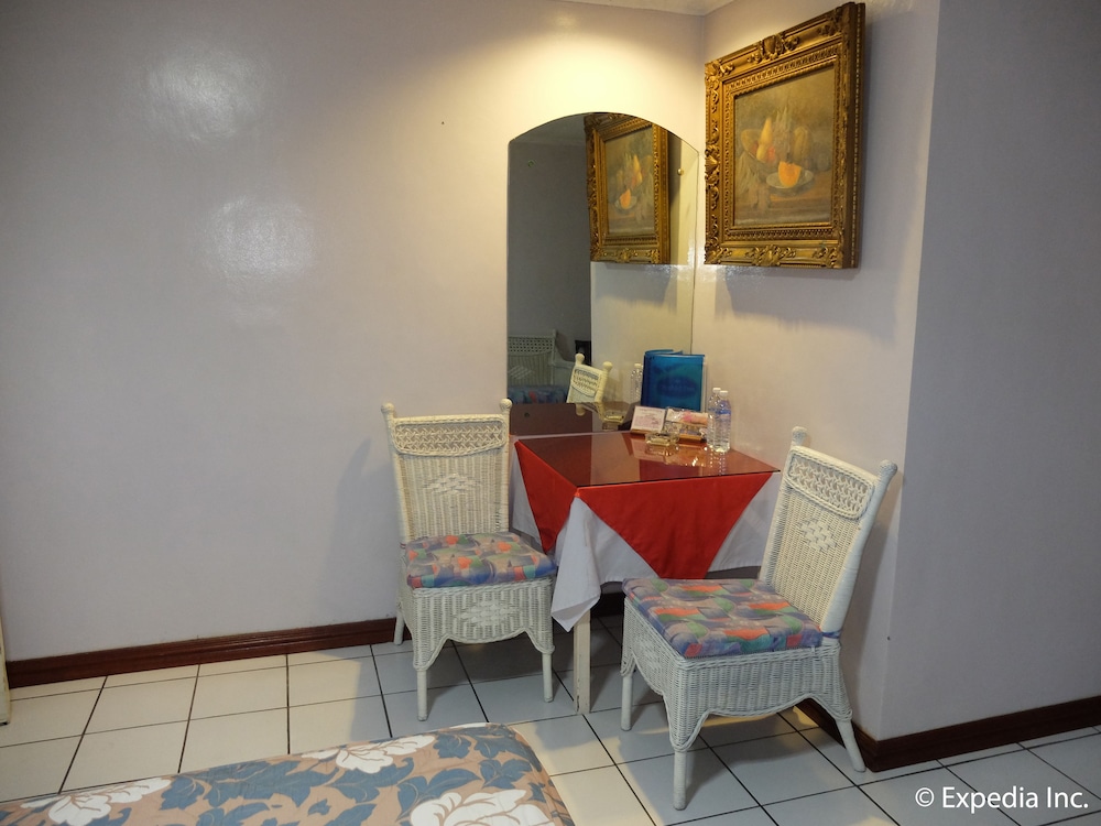 Orchid Inn Resort 44/57