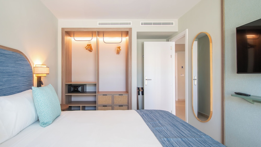 جناح استوديو عائلي بسرير كينج