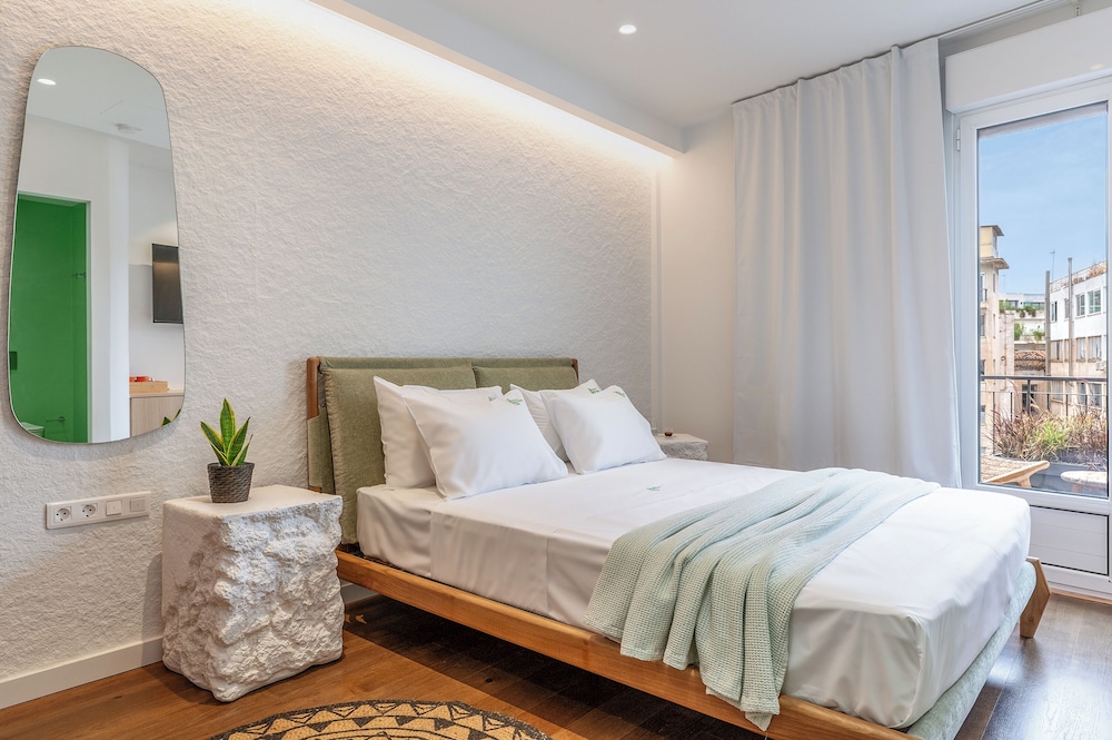 Lofus Bio Suites 9/50