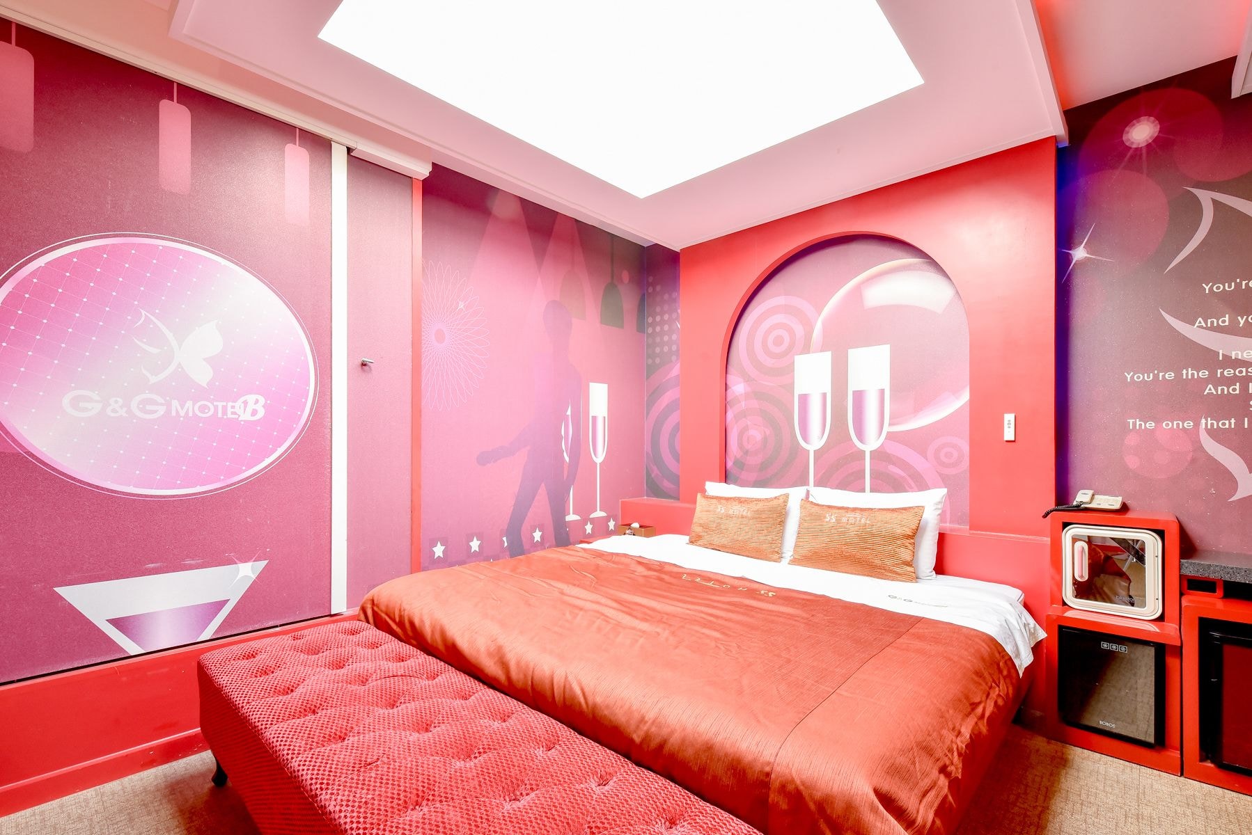 SUITE