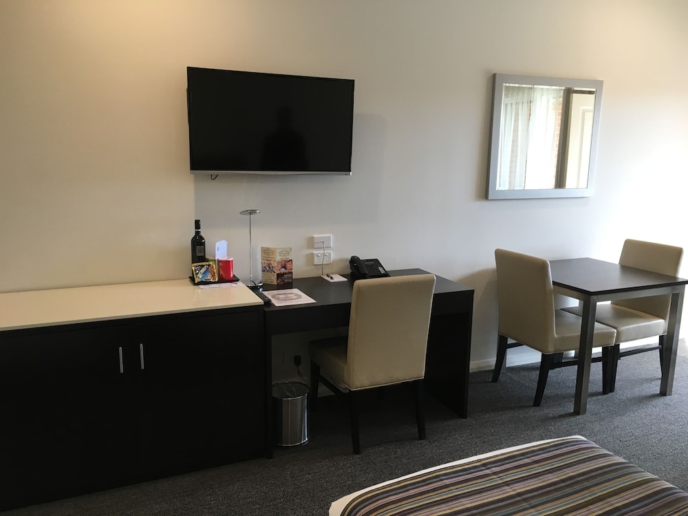 Best Western Plus Bolton on the Park 41/46