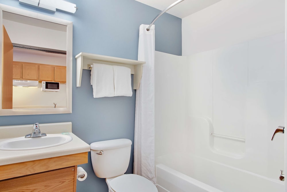Extended Stay America - Select Suites Fort Myers - Northeast 13/39