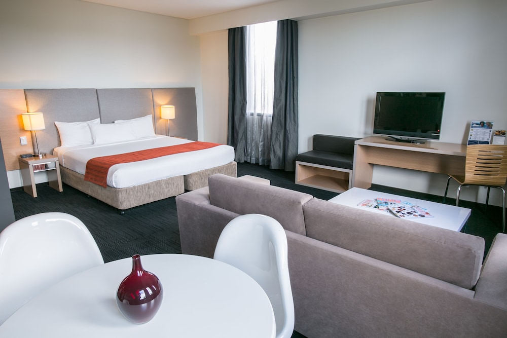 Alpha Hotel Eastern Creek 36/60