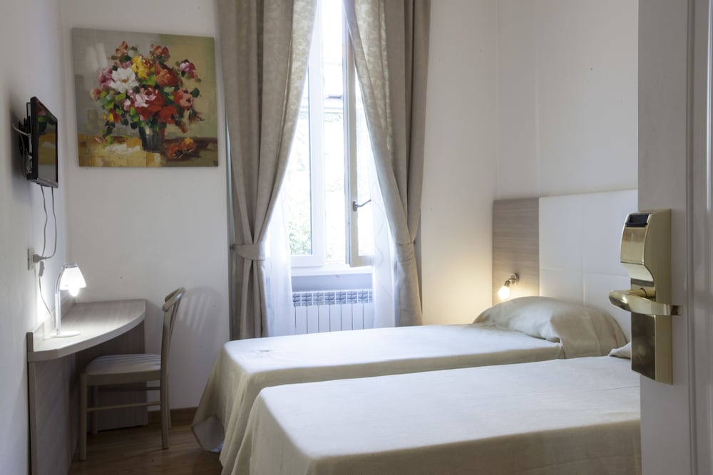 Albergo Amalfi Milano 21/67